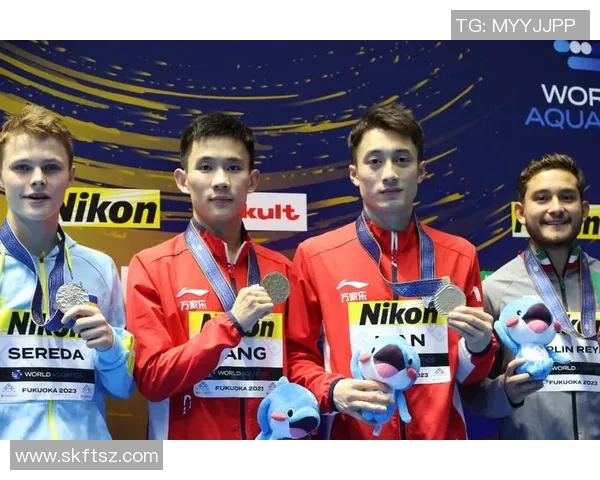 国民队与拉怒斯激战正酣谁能在这场较量中笑到最后